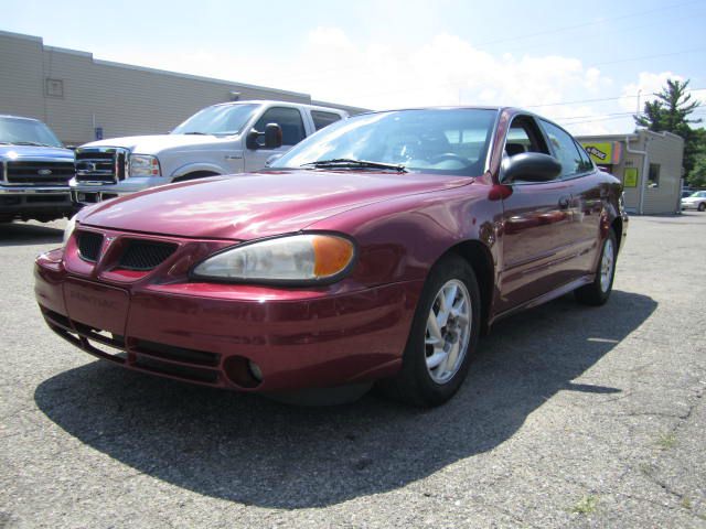 2004 Pontiac Grand Am Sport -5 Speed-stick-4x4