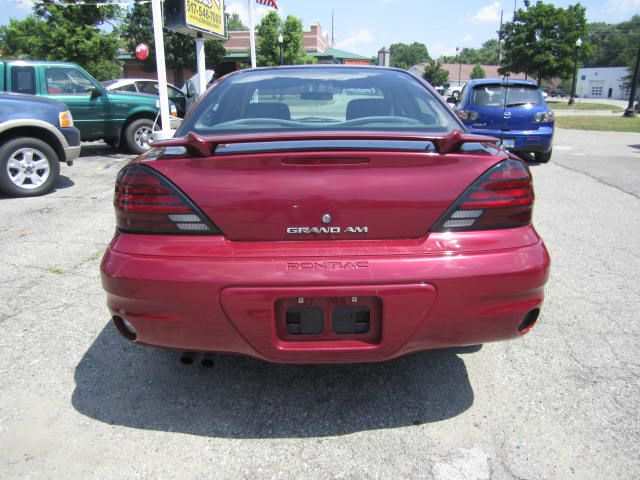 2004 Pontiac Grand Am Sport -5 Speed-stick-4x4