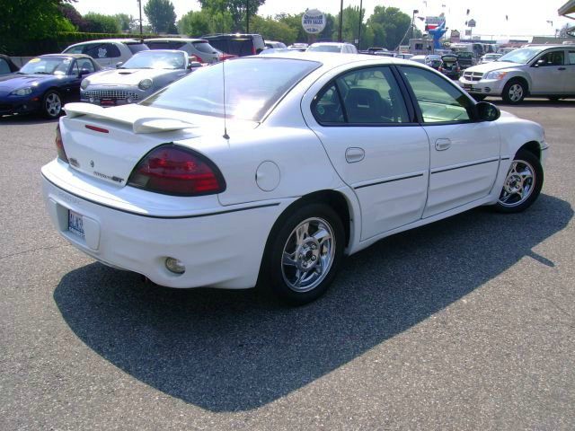 2004 Pontiac Grand Am 4WD Supercrew Styleside 5-1/2 Ft Box XLT