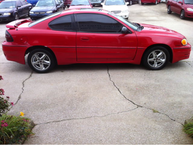 2004 Pontiac Grand Am Sportback LS