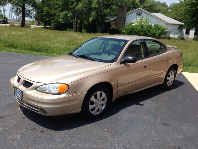 2005 Pontiac Grand Am Sport -5 Speed-stick-4x4