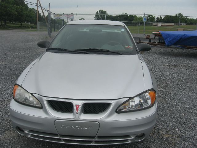 2005 Pontiac Grand Am Sport -5 Speed-stick-4x4