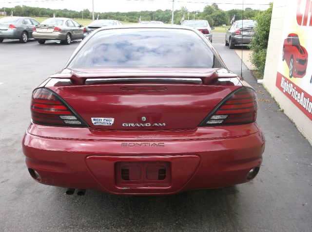 2005 Pontiac Grand Am Sport -5 Speed-stick-4x4