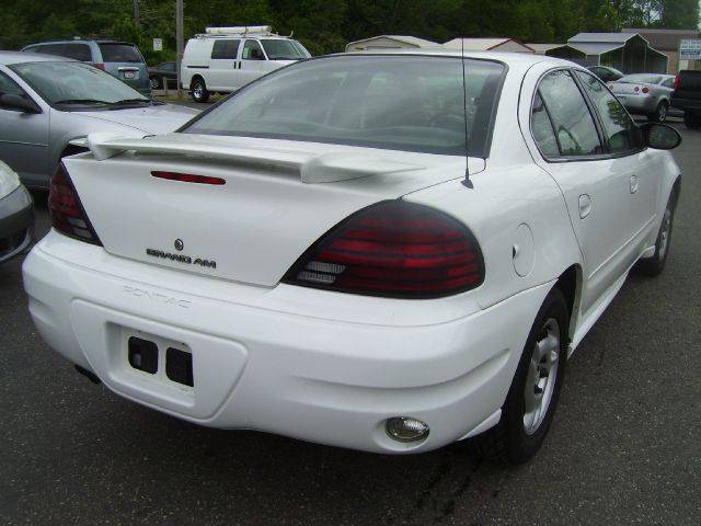 2005 Pontiac Grand Am Sport -5 Speed-stick-4x4