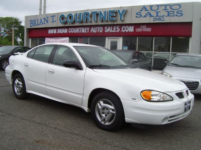 2005 Pontiac Grand Am Sport -5 Speed-stick-4x4