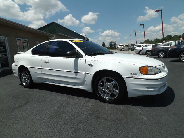 2005 Pontiac Grand Am Sportback LS