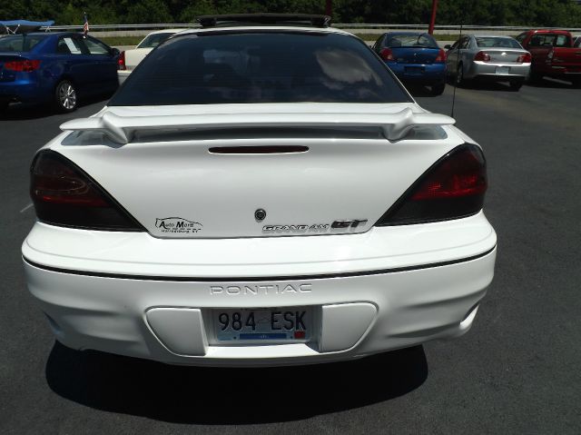 2005 Pontiac Grand Am Sportback LS