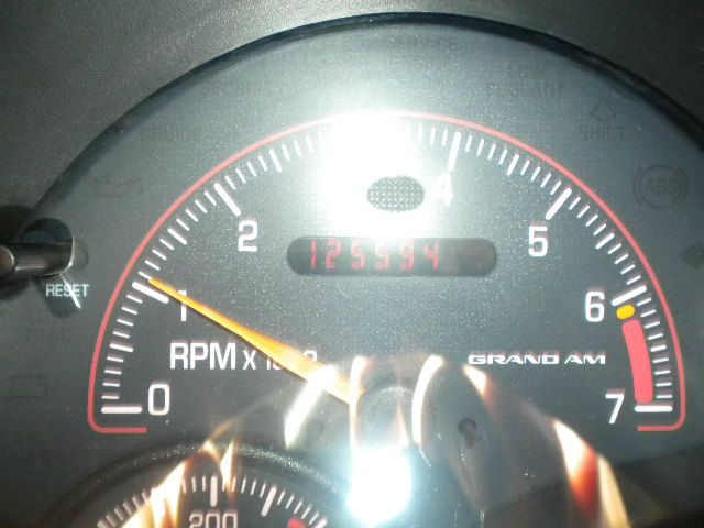 2005 Pontiac Grand Am Sport -5 Speed-stick-4x4