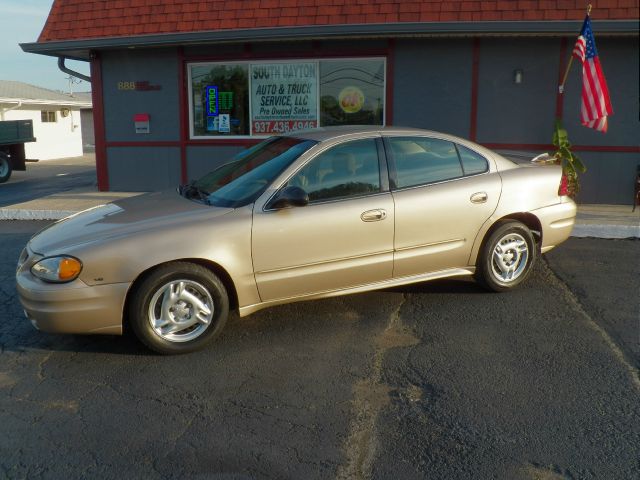 2005 Pontiac Grand Am Sport -5 Speed-stick-4x4