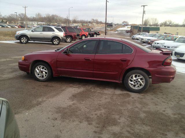 2005 Pontiac Grand Am Sport -5 Speed-stick-4x4