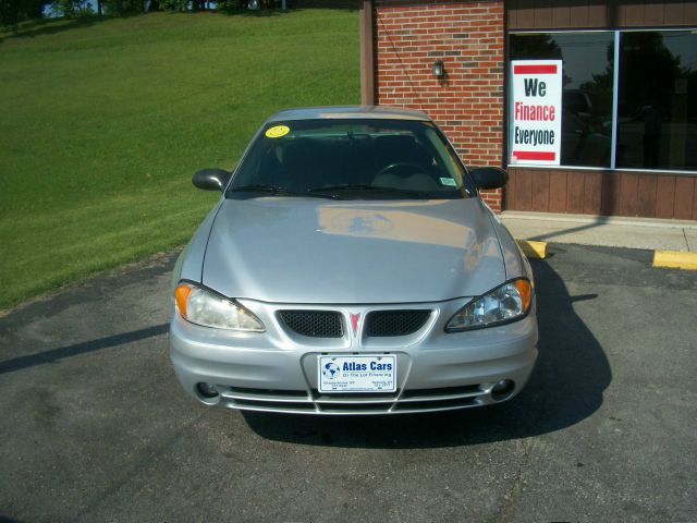 2005 Pontiac Grand Am Sport -5 Speed-stick-4x4