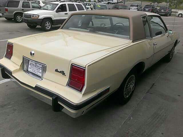 1986 Pontiac Grand Prix Base