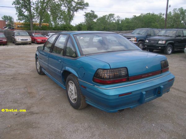 1994 Pontiac Grand Prix Sport -5 Speed-stick-4x4