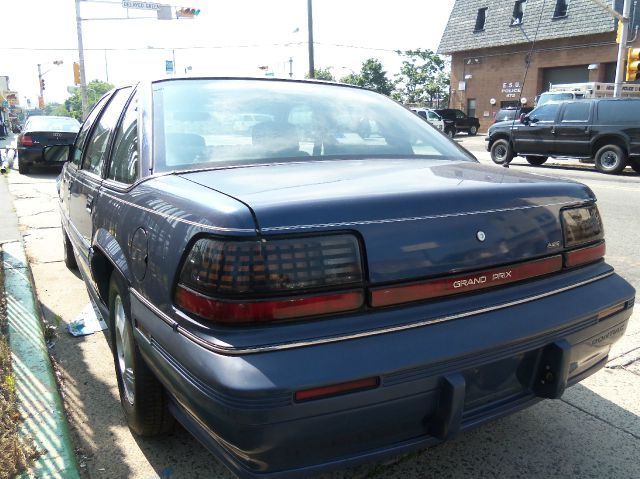 1994 Pontiac Grand Prix Sport -5 Speed-stick-4x4