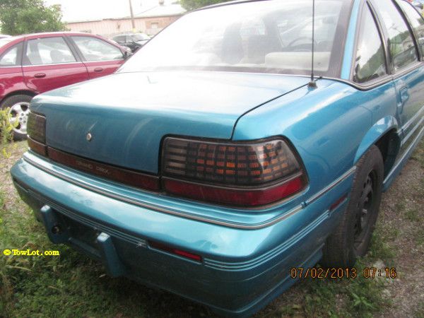 1994 Pontiac Grand Prix Sport -5 Speed-stick-4x4