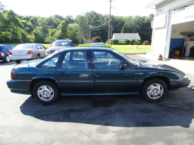 1994 Pontiac Grand Prix Sport -5 Speed-stick-4x4