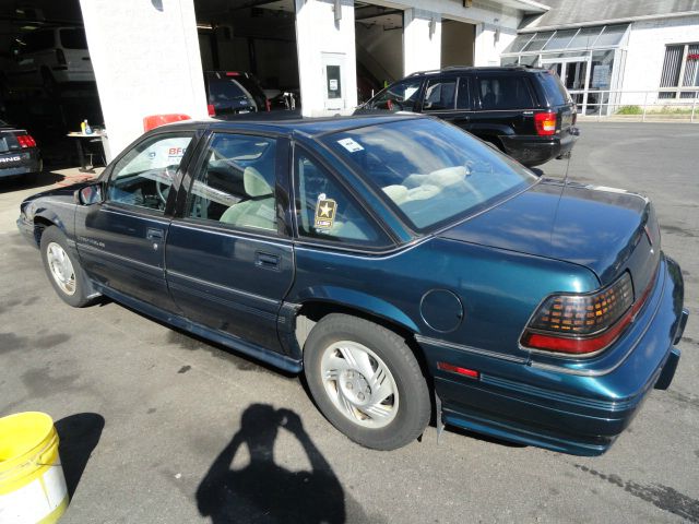 1994 Pontiac Grand Prix Sport -5 Speed-stick-4x4