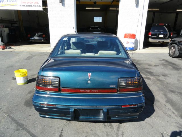 1994 Pontiac Grand Prix Sport -5 Speed-stick-4x4