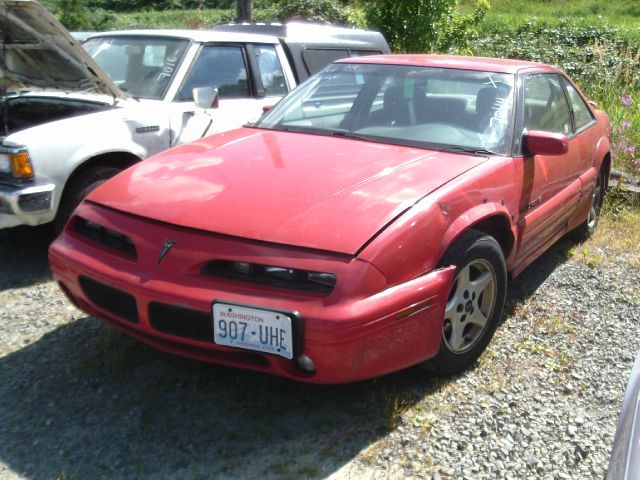 1996 Pontiac Grand Prix 4dr Sdn SL Auto Sedan