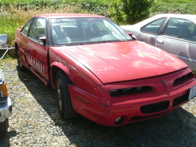 1996 Pontiac Grand Prix 4dr Sdn SL Auto Sedan