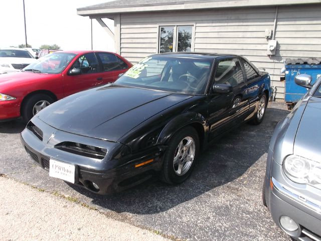 1996 Pontiac Grand Prix 4dr Sdn SL Auto Sedan