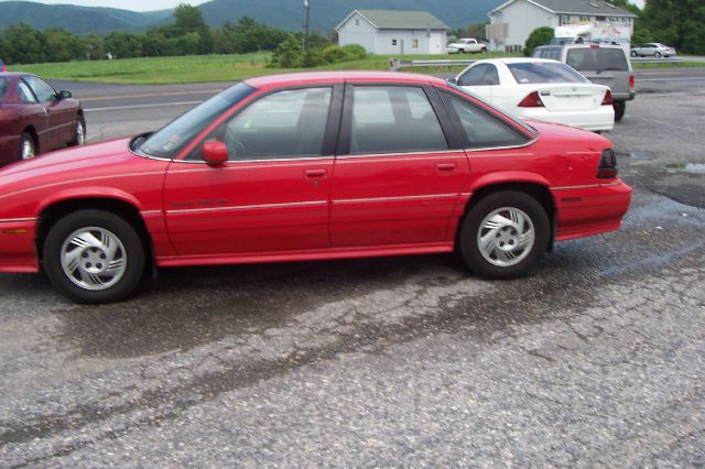 1996 Pontiac Grand Prix Sport -5 Speed-stick-4x4