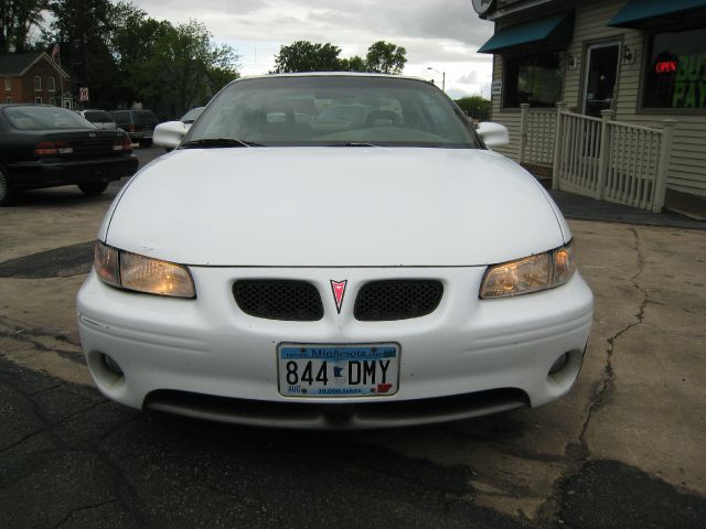 1997 Pontiac Grand Prix Sportback LS