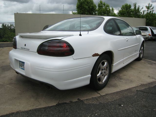 1997 Pontiac Grand Prix Sportback LS