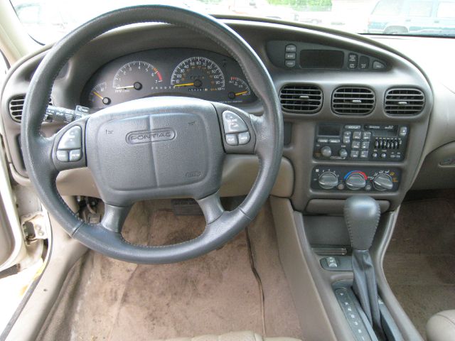 1997 Pontiac Grand Prix Sportback LS