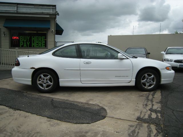 1997 Pontiac Grand Prix Sportback LS