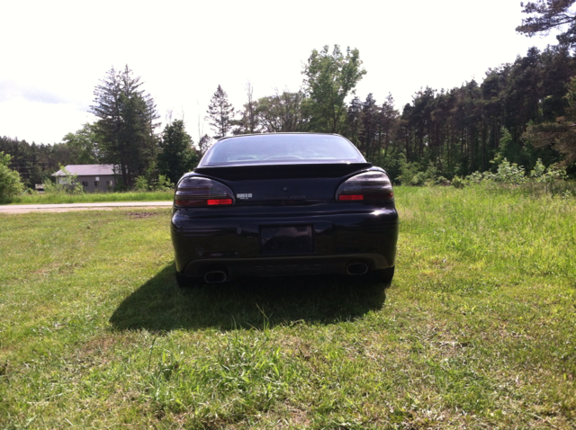 1997 Pontiac Grand Prix XUV SLE 4WD