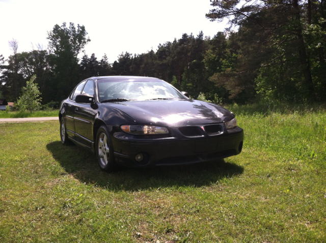 1997 Pontiac Grand Prix XUV SLE 4WD