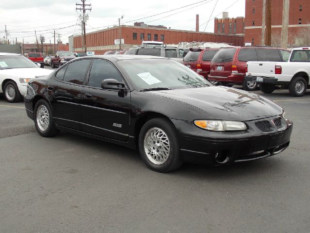 1997 Pontiac Grand Prix XUV SLE 4WD