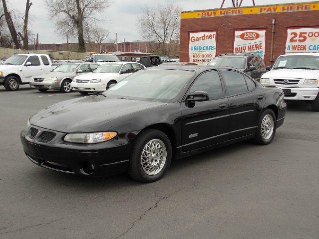 1997 Pontiac Grand Prix XUV SLE 4WD