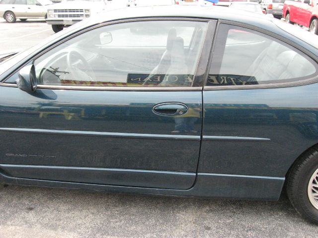 1997 Pontiac Grand Prix Sportback LS