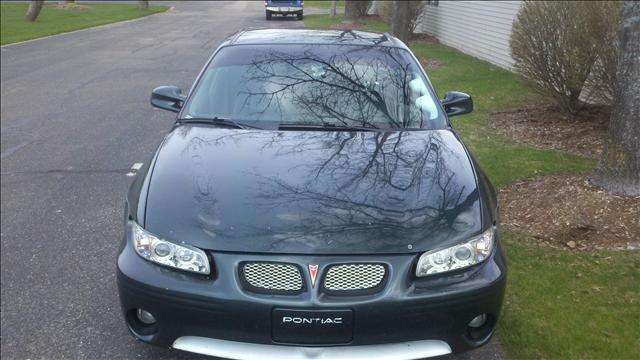 1998 Pontiac Grand Prix 4dr Sdn LWB Sedan