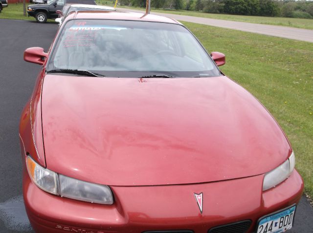 1998 Pontiac Grand Prix Sport -5 Speed-stick-4x4