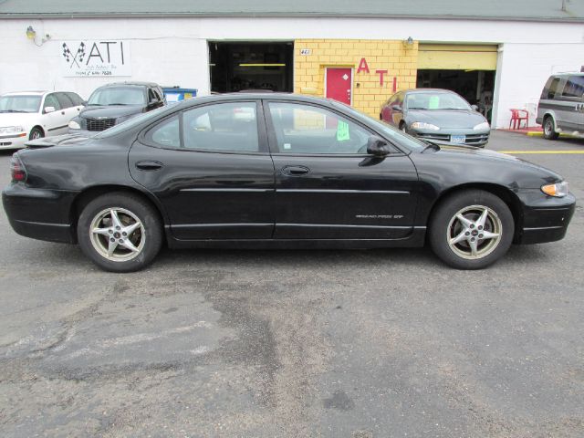 1999 Pontiac Grand Prix XUV SLE 4WD