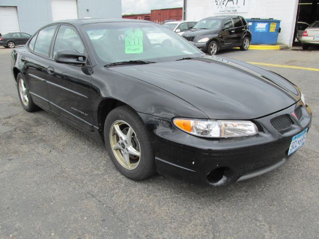 1999 Pontiac Grand Prix XUV SLE 4WD