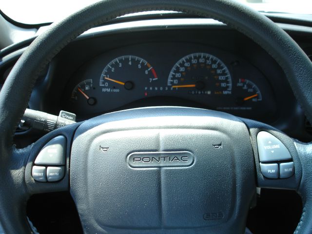 1999 Pontiac Grand Prix XUV SLE 4WD