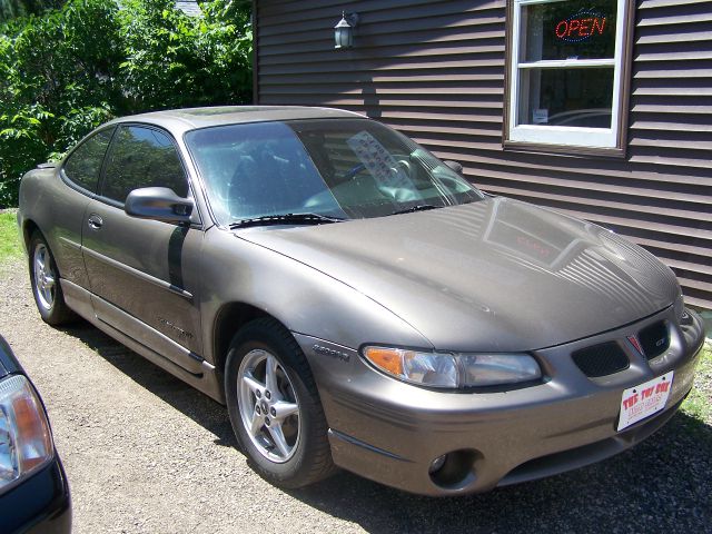 1999 Pontiac Grand Prix Sportback LS