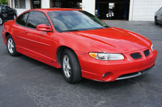 1999 Pontiac Grand Prix Sportback LS