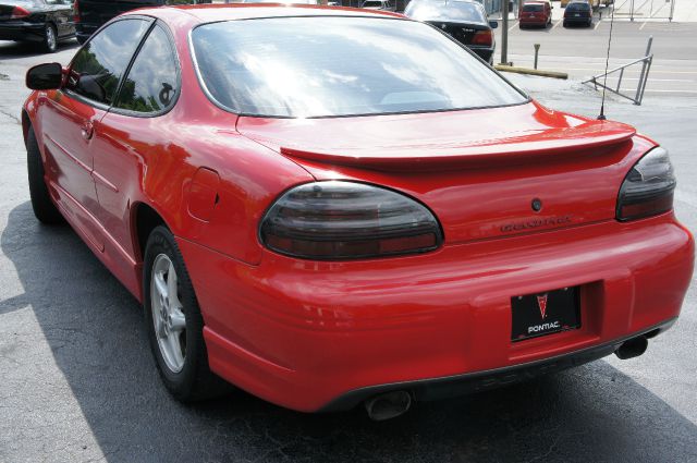 1999 Pontiac Grand Prix Sportback LS