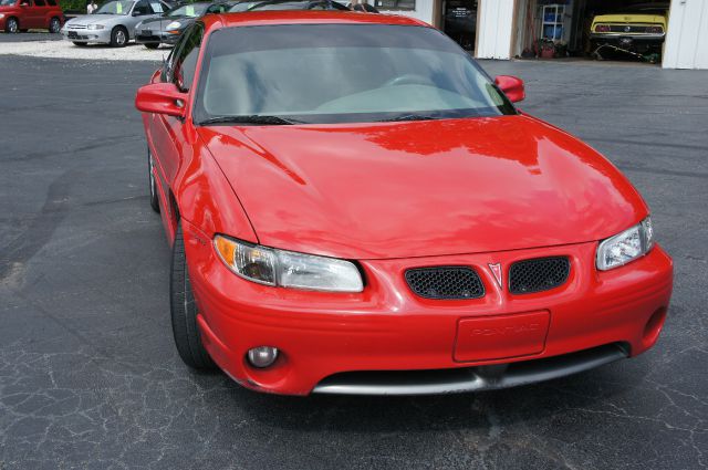 1999 Pontiac Grand Prix Sportback LS