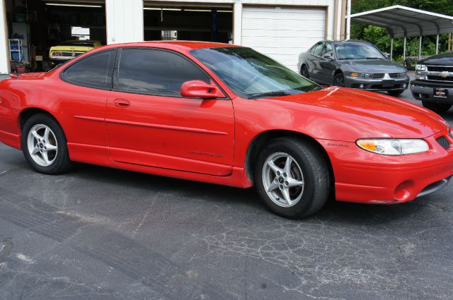 1999 Pontiac Grand Prix Sportback LS