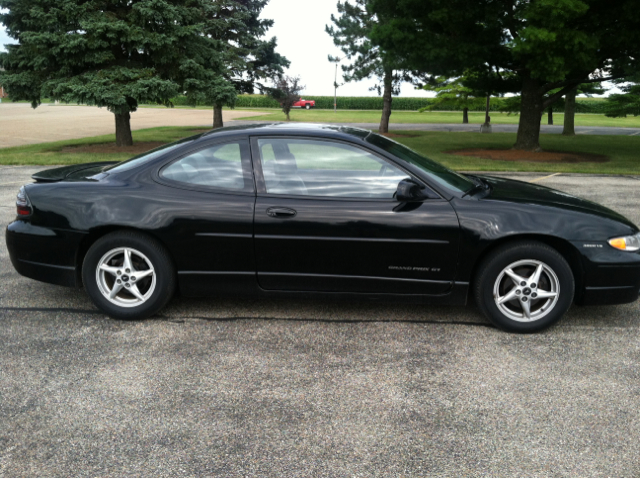 1999 Pontiac Grand Prix Sportback LS