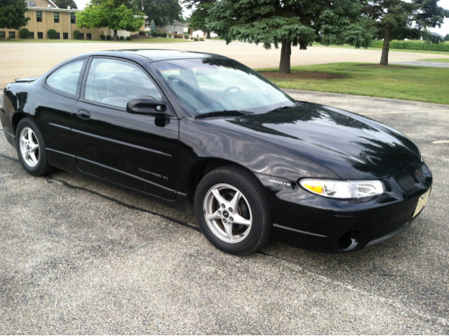 1999 Pontiac Grand Prix Sportback LS