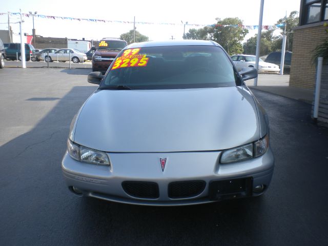 1999 Pontiac Grand Prix Sport -5 Speed-stick-4x4