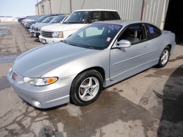 1999 Pontiac Grand Prix Sportback LS