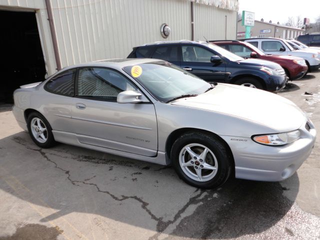 1999 Pontiac Grand Prix Sportback LS